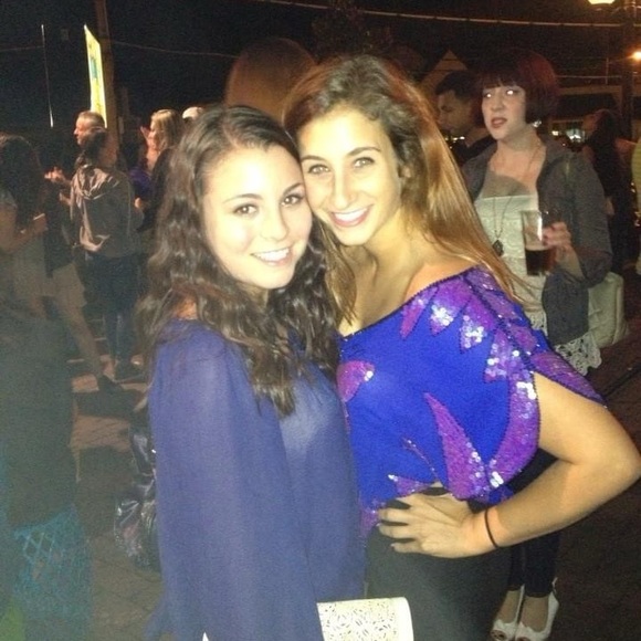 Gorgeous Butterfly Top 🦋 💫 - Picture 6 of 8